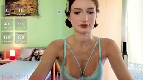 Welcome guys in my room Im Claire online show from July 11, 1:14 pm