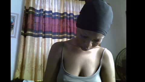 lickmefuckmex online show from December 18, 8:42 am