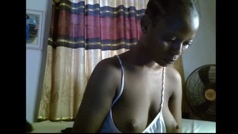 lickmefuckmex online show from February 12, 8:42 am