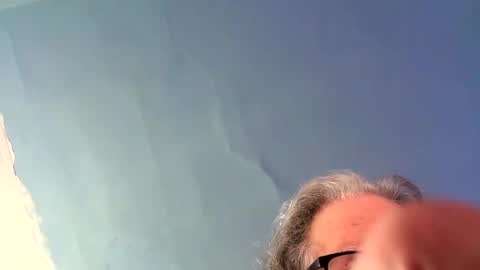 Snapshot of lickyouryoni chatting on March 10, 7:29 pm LickYourYoni online show from March 10, 7:29 pm