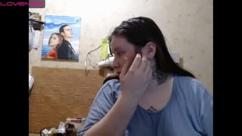 light_lunaa online show from December 5, 11:38 am