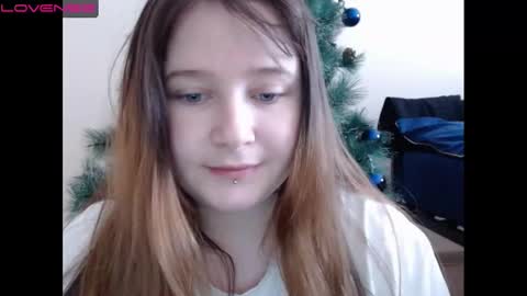 light_lunaa online show from January 2, 6:29 am