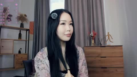 Snapshot of light_my_f1re chatting on May 18, 7:25 am Melissa online show from May 18, 7:25 am
