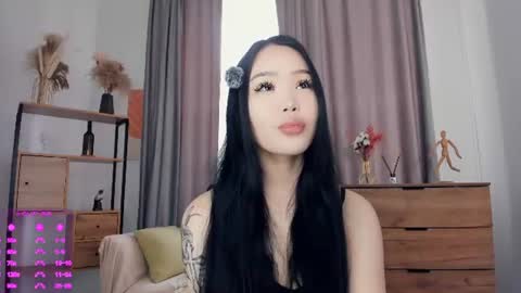Snapshot of light_my_f1re chatting on June 19, 7:34 am Melissa online show from June 19, 7:34 am