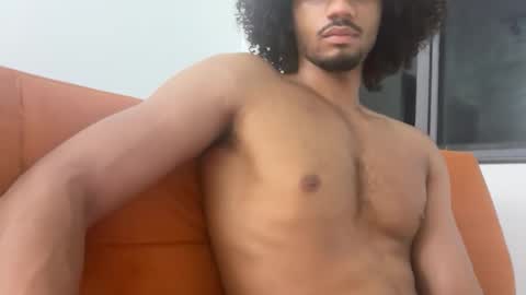 Snapshot of lightskinjordan chatting on May 31, 7:26 pm lightskinjordan online show from May 31, 7:26 pm