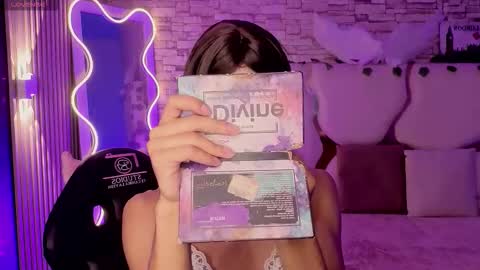 LIHIAN online show from February 20, 12:38 pm