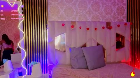 LIHIAN online show from April 8, 3:45 pm