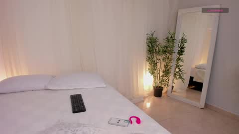 Lia Sweet online show from April 11, 3:27 pm