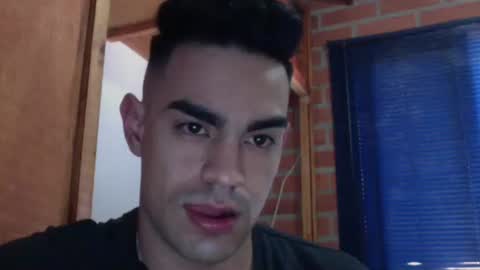 liiam online show from December 21, 5:09 pm