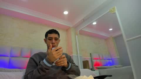 Snapshot of liiamhudson_ chatting on February 25, 4:57 am L I I A M online show from February 25, 4:57 am