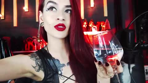 Liilith online show from December 22, 6:49 am