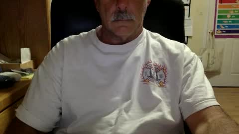 likefhot online show from January 18, 1:37 pm