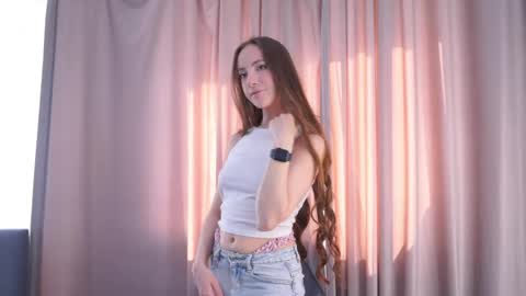 Lisa online show from May 8, 5:24 am