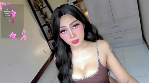 Snapshot of lil_m1ss_silly chatting on September 24, 8:23 pm Miss Lily online show from September 24, 8:23 pm