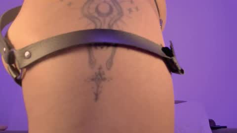 Lilmuh online show from November 20, 5:51 am