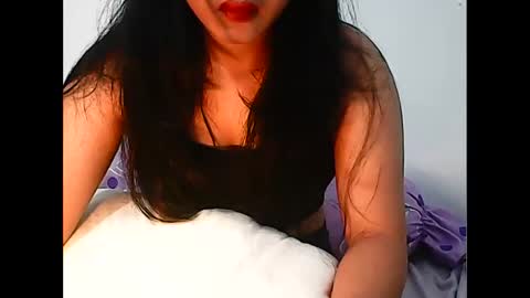 Snapshot of lil_sweetgirl4u chatting on February 1, 7:02 pm lil_sweetgirl4u online show from February 1, 7:02 pm