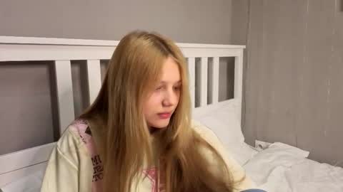 Emma online show from March 2, 2:14 am