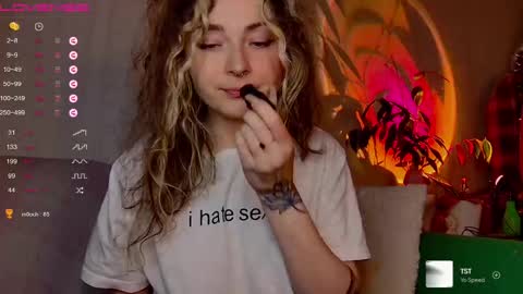Snapshot of lil_uzi_wet chatting on April 18, 10:43 pm mills high SOME KIND OF SCHEDULE IS DOWN BELOW online show from April 18, 10:43 pm