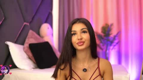 Snapshot of lila_hottie_rosie chatting on July 30, 4:33 am Lila The Hottie online show from July 30, 4:33 am