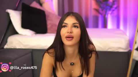 Snapshot of lila_hottie_rosie chatting on August 1, 4:23 am Lila The Hottie online show from August 1, 4:23 am