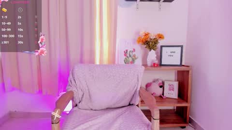 Snapshot of lila_rush_ chatting on October 15, 5:35 pm Lila online show from October 15, 5:35 pm