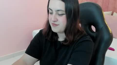 Lila  online show from May 20, 12:11 pm