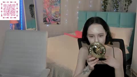 Lili online show from May 24, 3:00 am