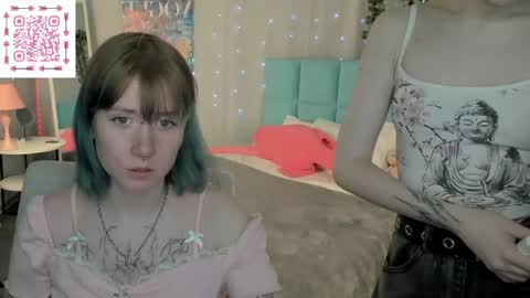 Lili online show from May 25, 2:39 am