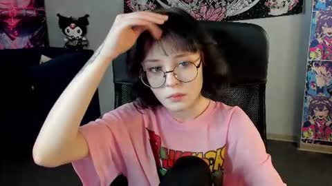Lili online show from June 22, 3:19 am