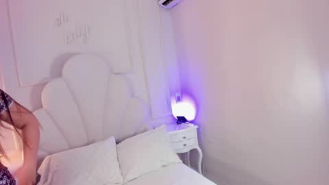 Snapshot of lilawesst chatting on June 9, 11:33 am lilawesst online show from June 9, 11:33 am