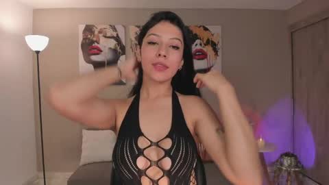 Snapshot of lilawest chatting on May 9, 1:38 pm Lila West online show from May 9, 1:38 pm
