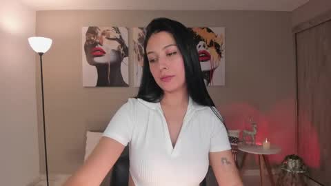 Snapshot of lilawest chatting on May 14, 8:26 pm Lila West online show from May 14, 8:26 pm