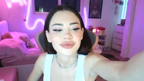 lilbina online show from September 28, 3:45 am