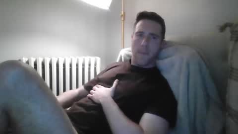 Snapshot of lilbrohhh chatting on April 8, 7:25 pm lilbrohhh online show from April 8, 7:25 pm