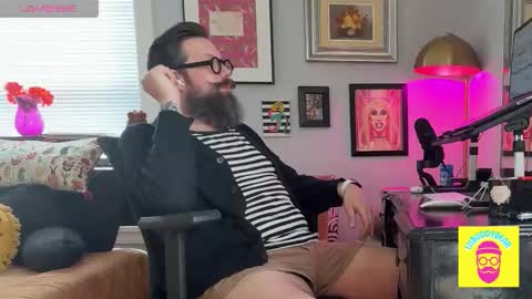 LilBuddyBear online show from January 14, 5:40 pm