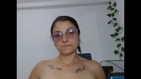 Valeri Villalobos  IG villa lobosvaleri online show from May 28, 1:36 am