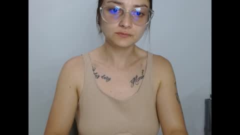 Valeri Villalobos  IG villa lobosvaleri online show from May 30, 1:25 am