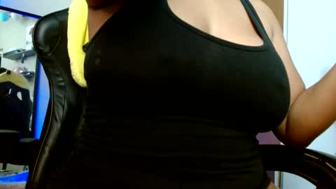 Snapshot of lilcutekitty_ chatting on November 17, 1:39 pm lilcutekitty_ online show from November 17, 1:39 pm