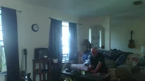 lildicksissy online show from December 4, 6:38 pm