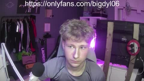 lildyl06 online show from January 12, 8:52 am