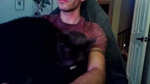 LilSnacc online show from February 25, 8:18 pm