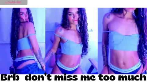 lili_evanss online show from October 10, 11:20 am