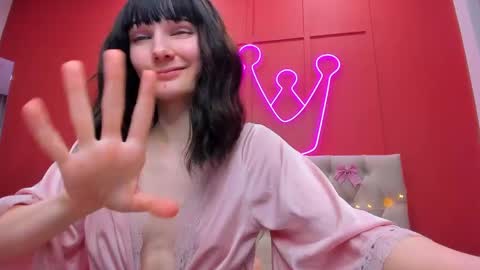 Snapshot of lili_flowerr chatting on January 7, 8:03 am Lilli follow me kiss online show from January 7, 8:03 am