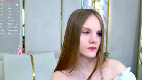 lili_lohan online show from May 27, 5:26 am
