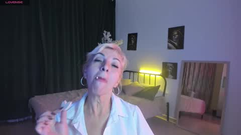 Lilia online show from October 17, 11:13 am