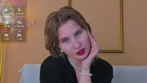 Lilian  online show from May 11, 1:33 am