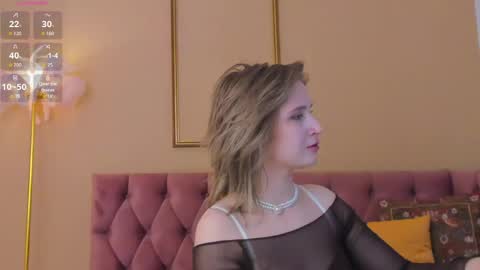 Lilian  online show from May 21, 1:56 am
