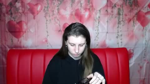 lilianashine online show from February 5, 6:18 am