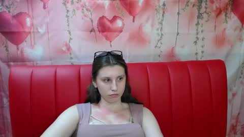 Snapshot of lilianashine chatting on April 23, 12:29 pm lilianashine online show from April 23, 12:29 pm