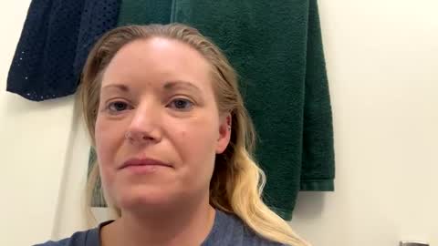 Snapshot of lilianaslilsecret chatting on May 21, 7:48 am LilianaX online show from May 21, 7:48 am